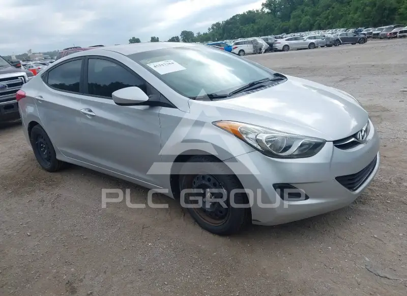 2012 Hyundai Elantra photo