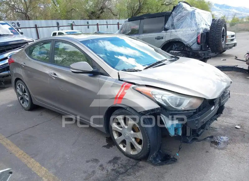 2012 Hyundai Elantra фото