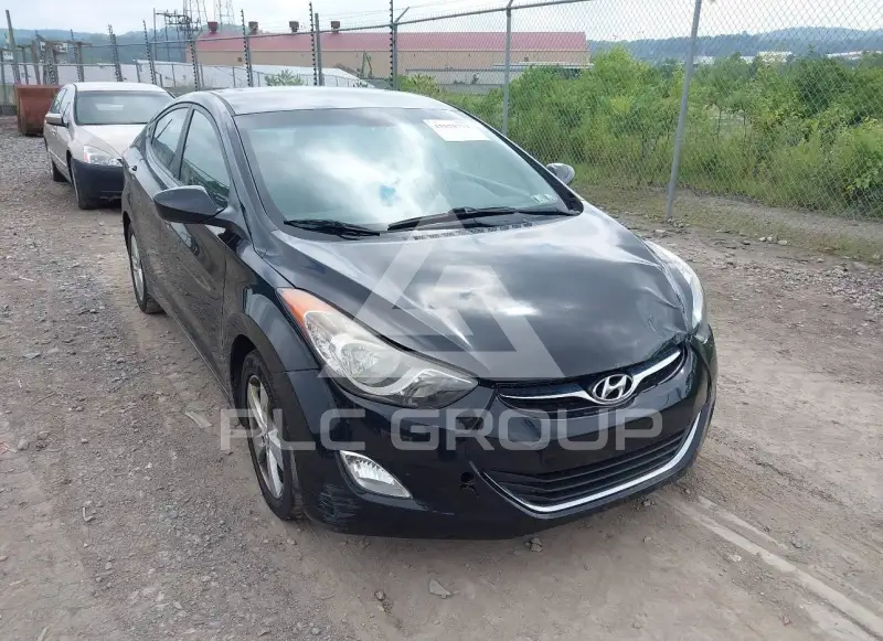 2012 Hyundai Elantra фото