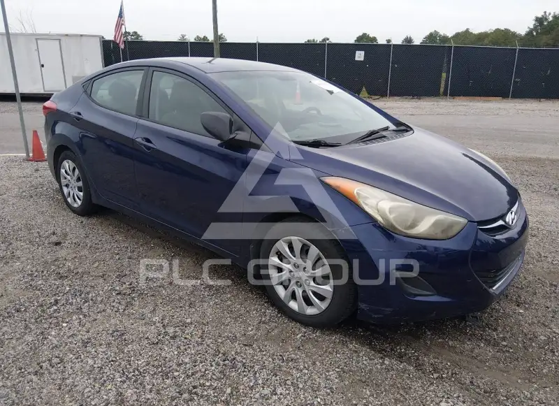 2012 Hyundai Elantra photo