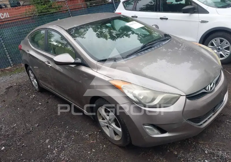 2012 Hyundai Elantra фото