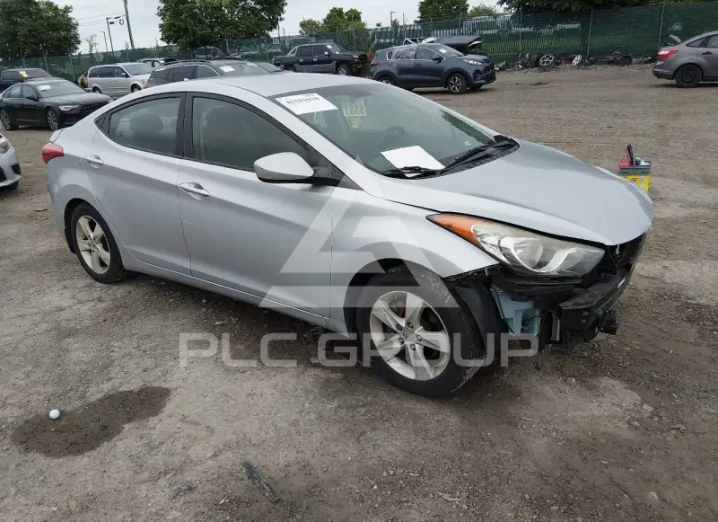 2012 Hyundai Elantra фото