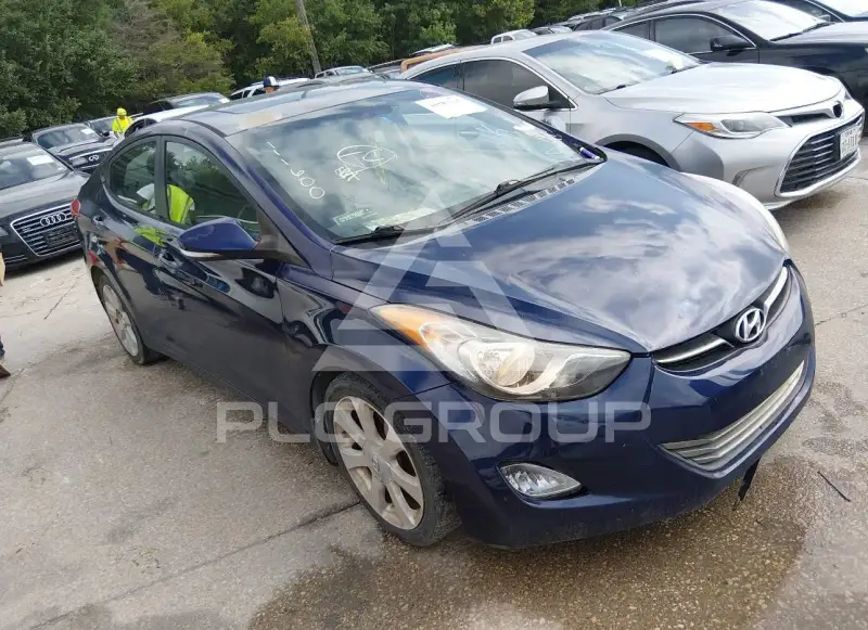 2012 Hyundai Elantra photo