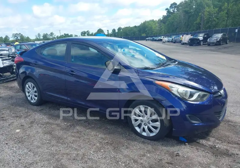 2012 Hyundai Elantra photo