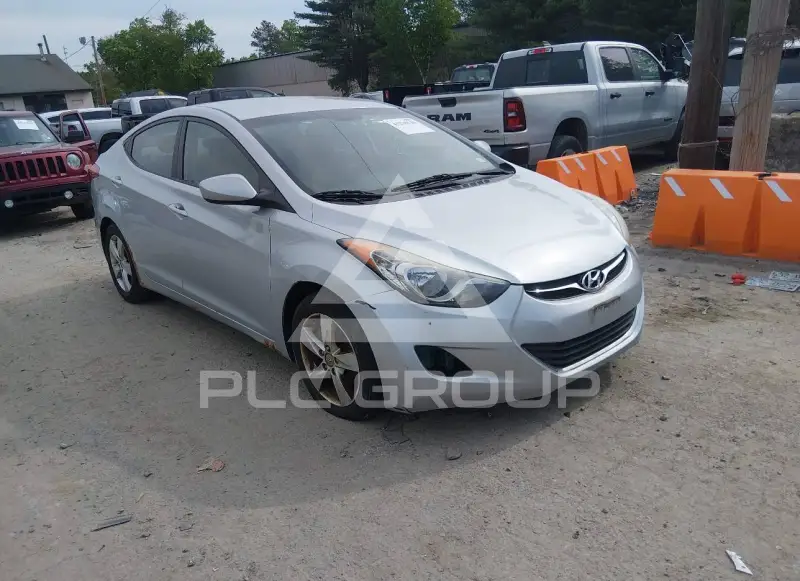 2012 Hyundai Elantra фото