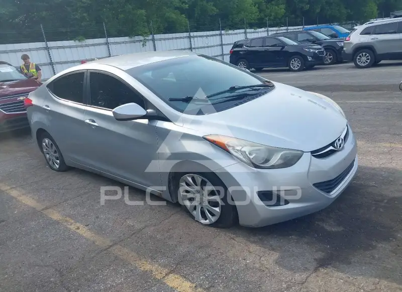 2012 Hyundai Elantra photo
