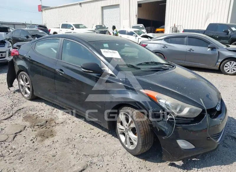 2012 Hyundai Elantra фото