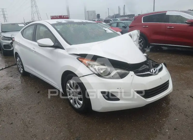 2012 Hyundai Elantra фото