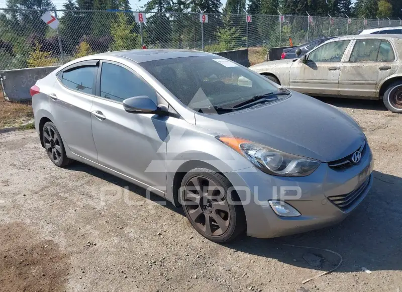 2012 Hyundai Elantra photo