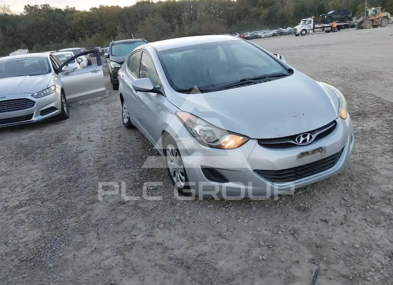 2012 Hyundai Elantra photo