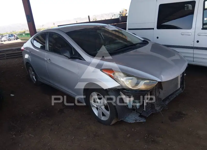 2012 Hyundai Elantra фото
