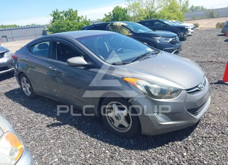 2012 Hyundai Elantra фото