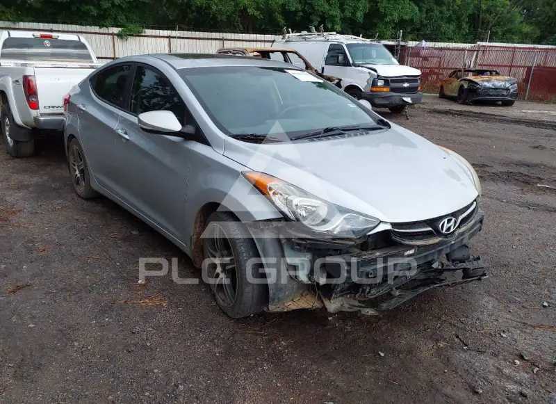 2012 Hyundai Elantra фото