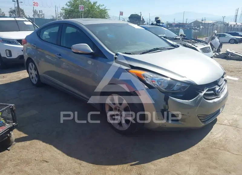 2012 Hyundai Elantra фото