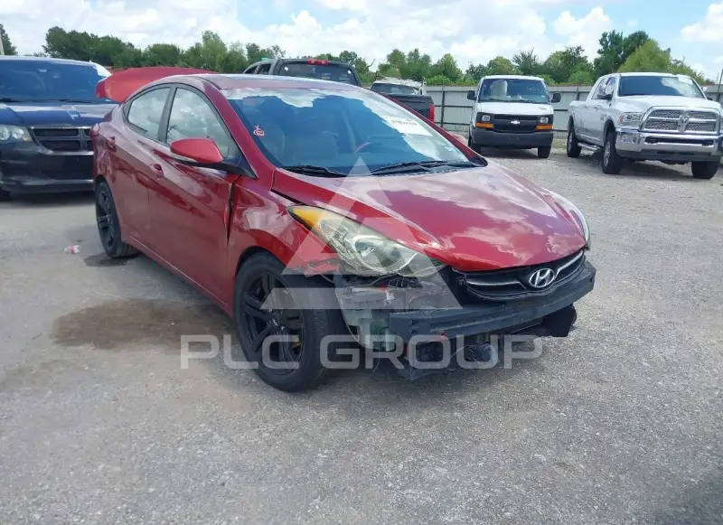 2012 Hyundai Elantra photo