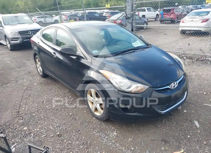 2012 Hyundai Elantra фото
