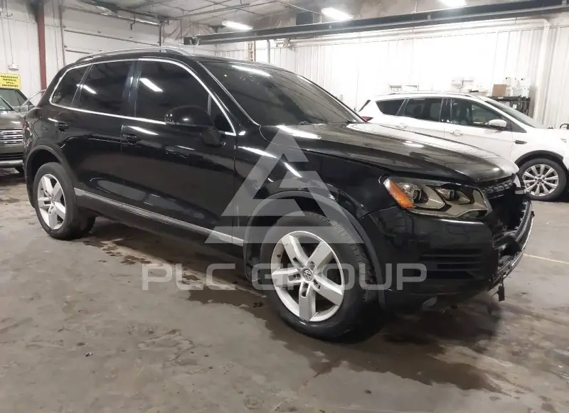 2012 Volkswagen Touareg photo