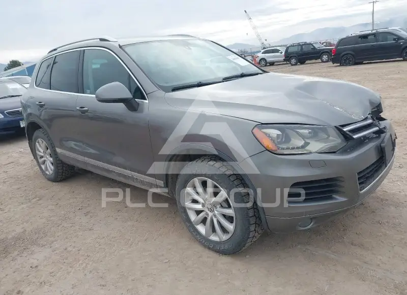 2012 Volkswagen Touareg фото