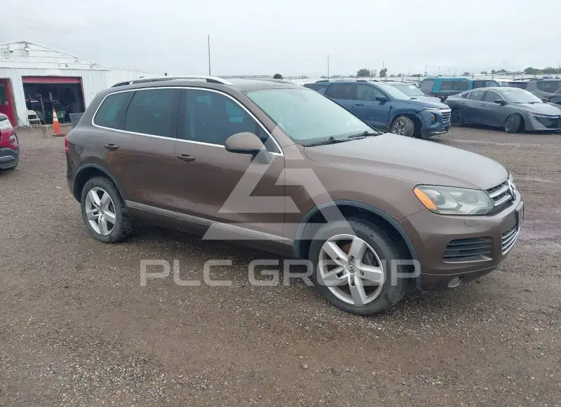 2012 Volkswagen Touareg photo