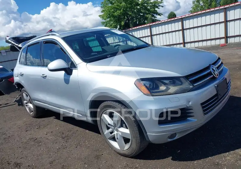 2012 Volkswagen Touareg фото