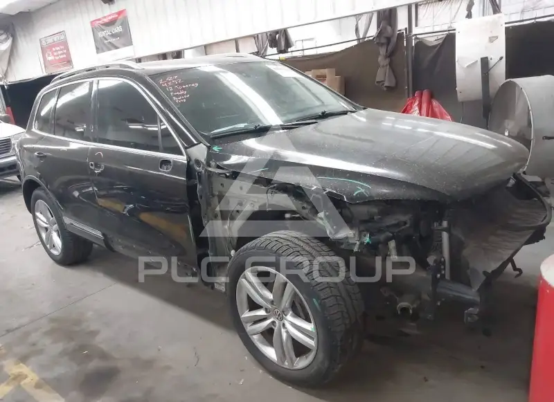 2012 Volkswagen Touareg photo