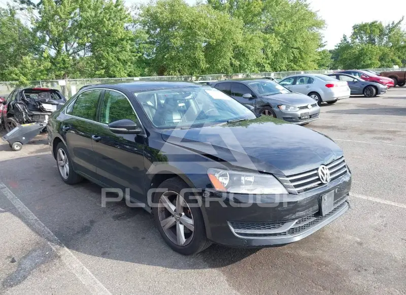 2012 Volkswagen Passat photo