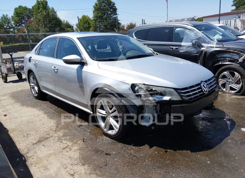 2012 Volkswagen Passat фото