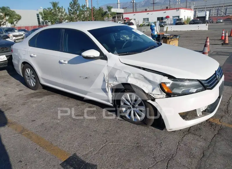 2012 Volkswagen Passat photo