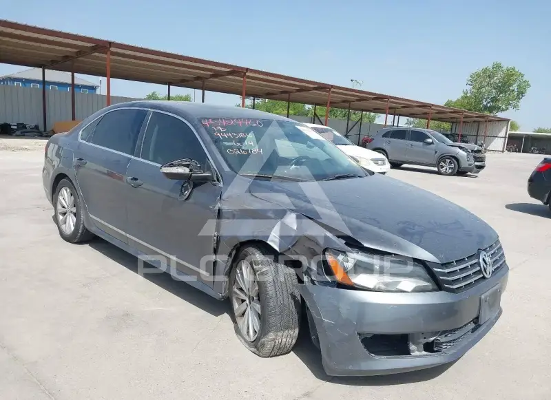 2012 Volkswagen Passat фото