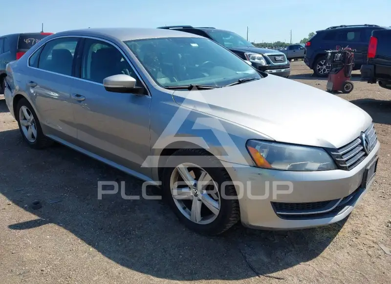 2012 Volkswagen Passat фото