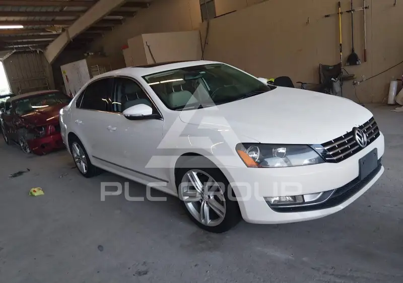 2012 Volkswagen Passat фото