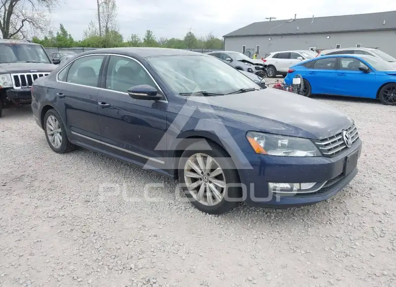 2012 Volkswagen Passat photo