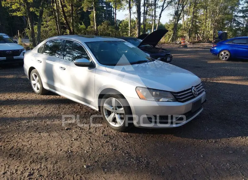 2012 Volkswagen Passat photo