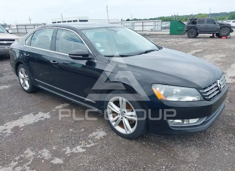 2012 Volkswagen Passat фото