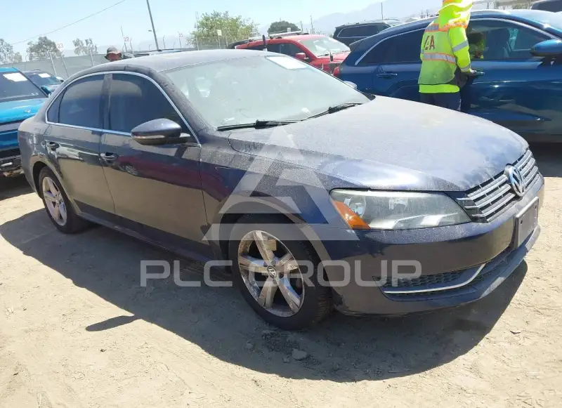 2012 Volkswagen Passat photo