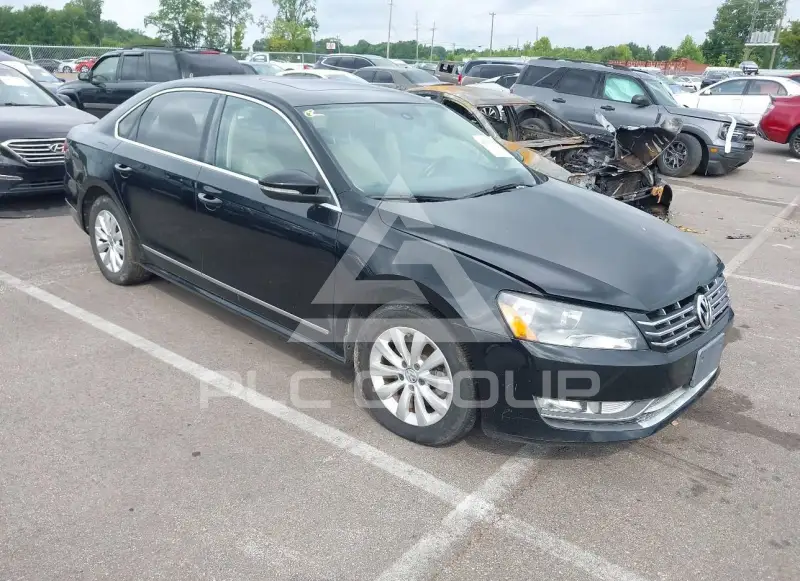 2012 Volkswagen Passat photo