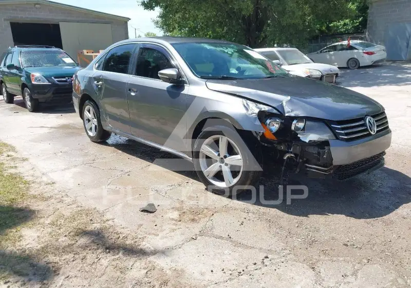 2012 Volkswagen Passat photo