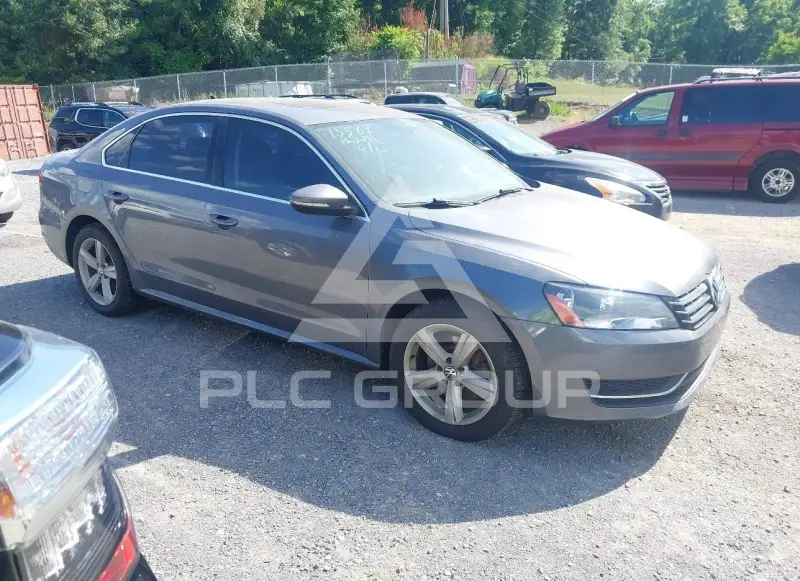 2012 Volkswagen Passat фото