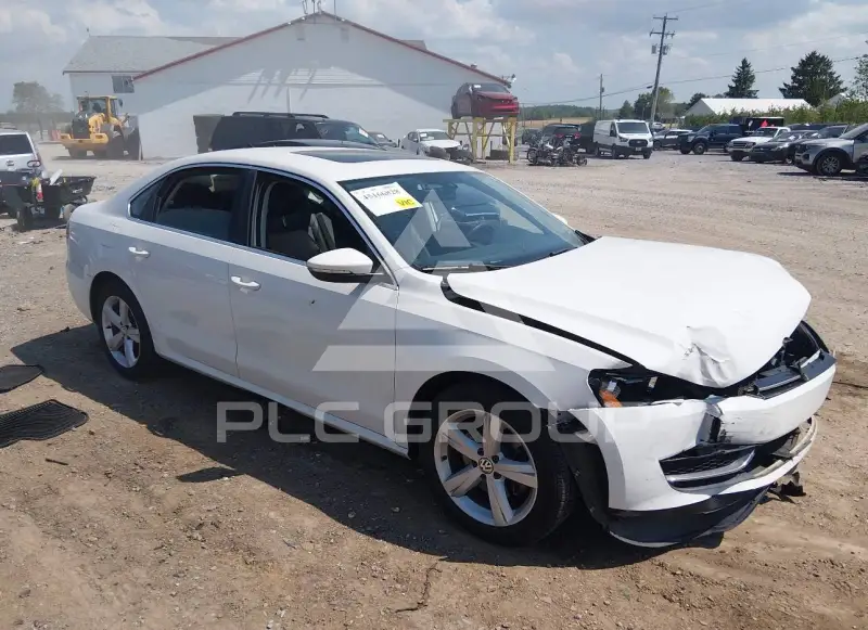 2012 Volkswagen Passat photo