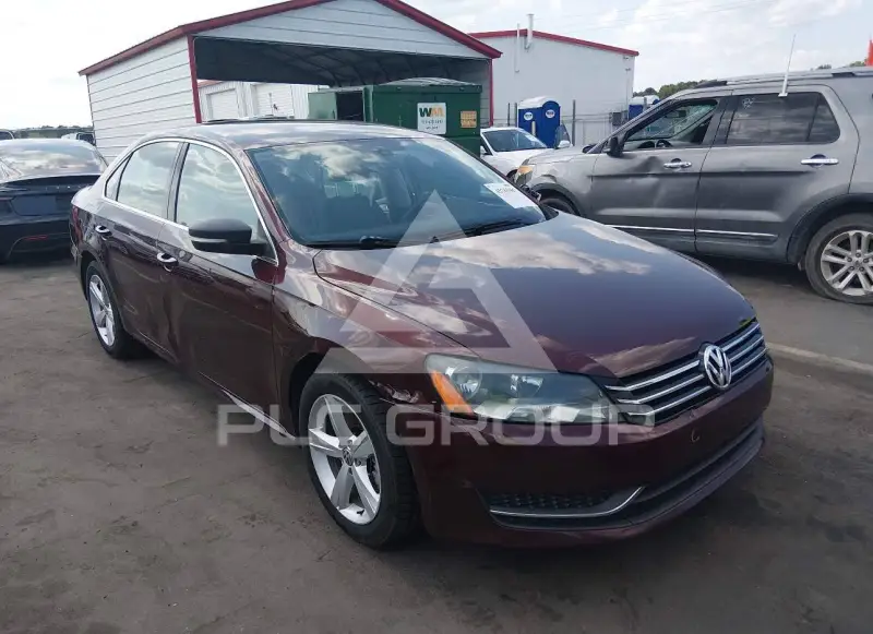 2012 Volkswagen Passat фото