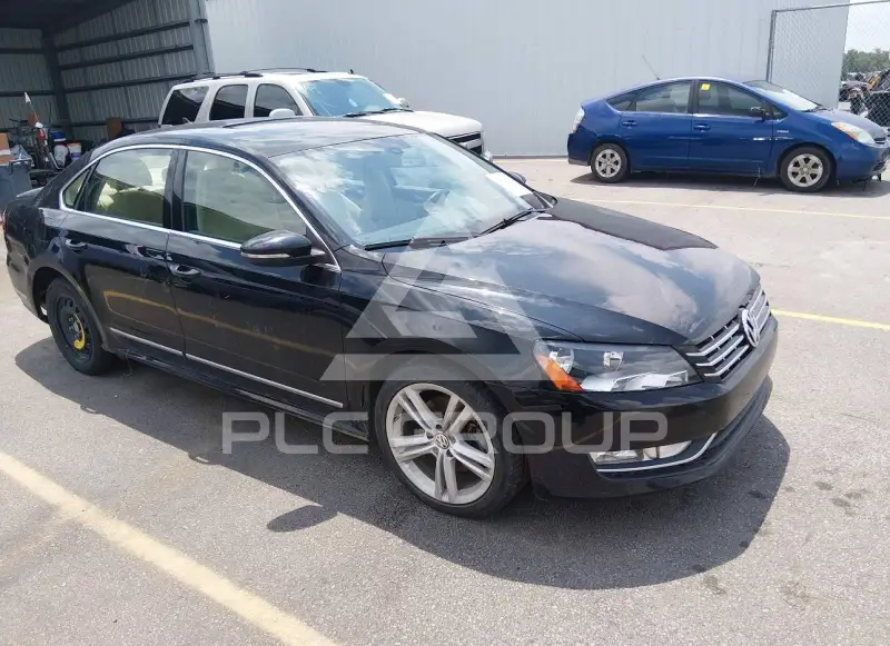 2012 Volkswagen Passat фото
