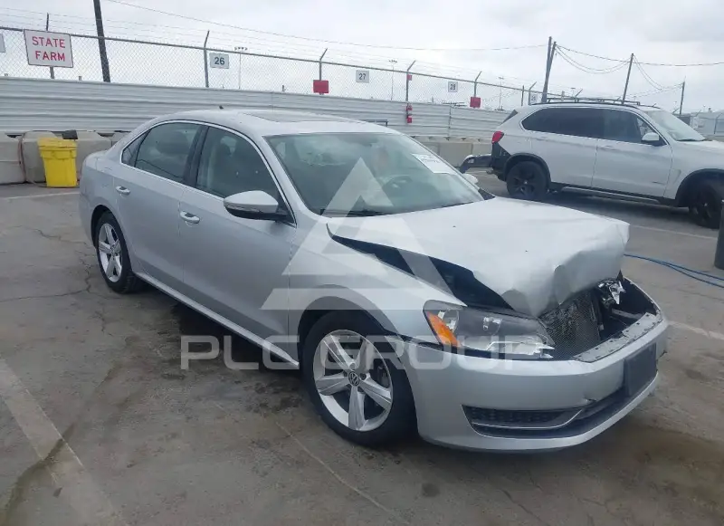 2012 Volkswagen Passat photo