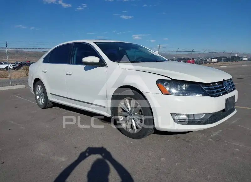 2012 Volkswagen Passat photo
