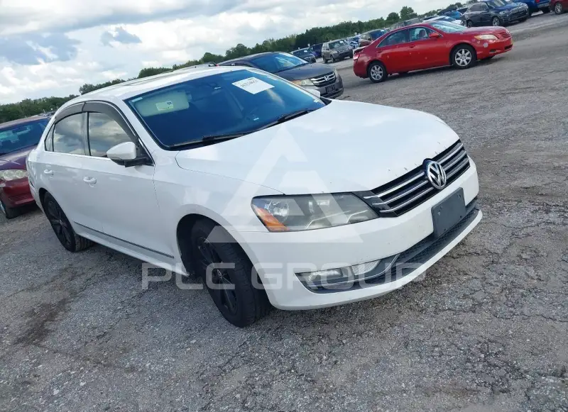 2012 Volkswagen Passat photo