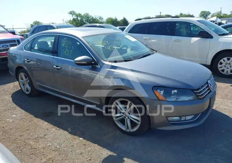 2012 Volkswagen Passat photo