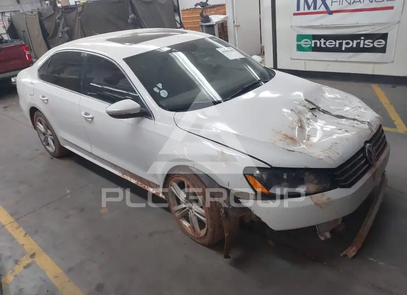 2012 Volkswagen Passat photo