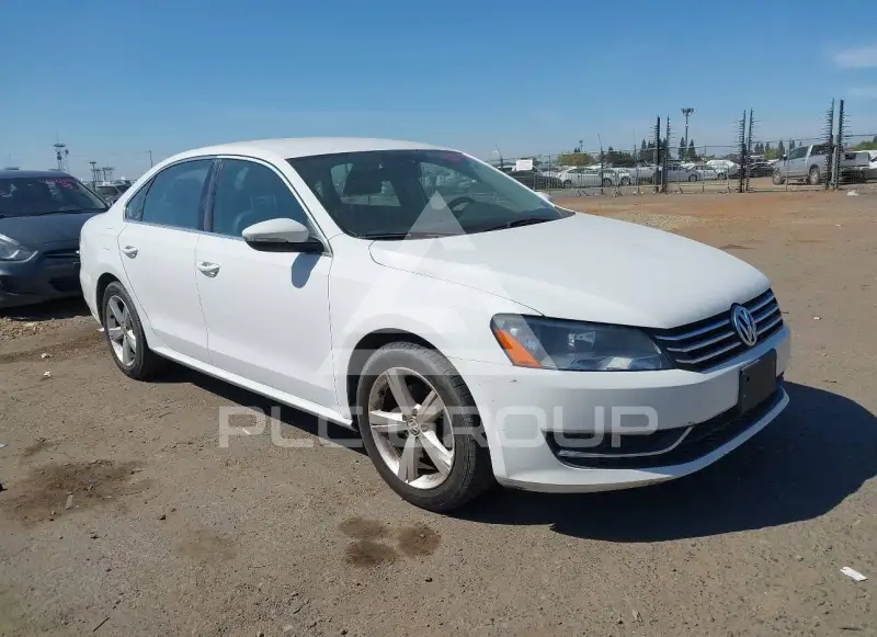 2012 Volkswagen Passat photo