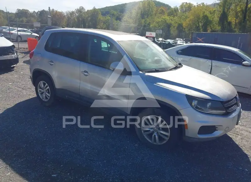 2012 Volkswagen Tiguan photo