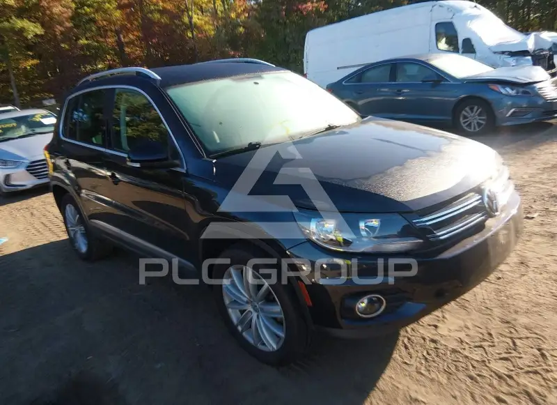 2012 Volkswagen Tiguan photo