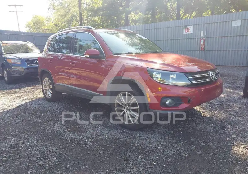 2012 Volkswagen Tiguan photo